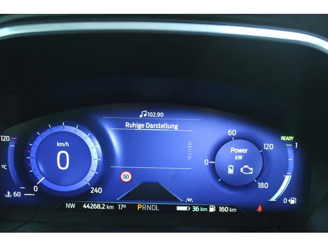 Ford Kuga 2.5 PHEV Titanium 2022 Hybride Benzine 12