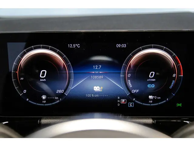 Mercedes-Benz GLA 250 e AMG Line 2021 Hybride Benzine 17