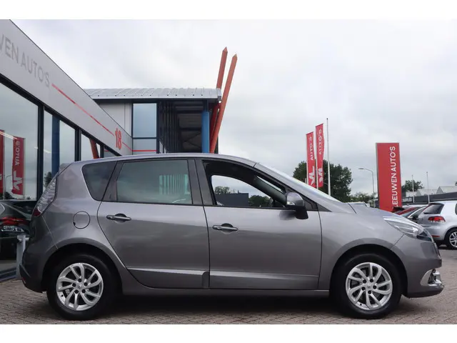 Renault Scénic 1.5 dCi Collection 2013 Diesel 8