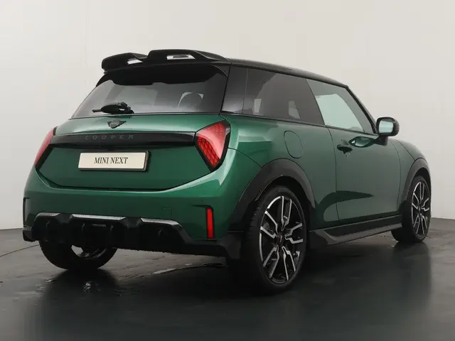 MINI 3-Deurs Cooper C 2025 Benzine 9