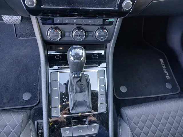 Škoda Superb 1.8 TSI Style Business WOK!! 2017 Benzine 20
