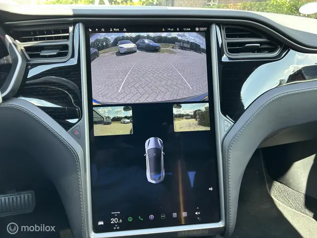 Tesla Model S 100D Black Pack 2018 Elektrisch 12