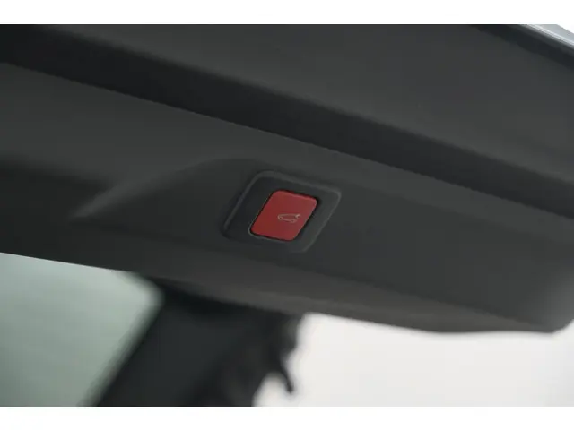 Peugeot 3008 1.2 Hybrid 136 GT 2024 Hybride Benzine 58