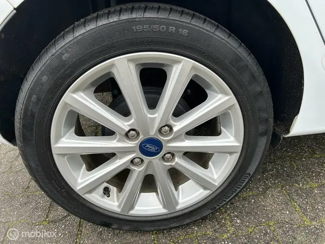 Ford Fiesta 1.0 EcoBoost Titanium 2017 Benzine 12