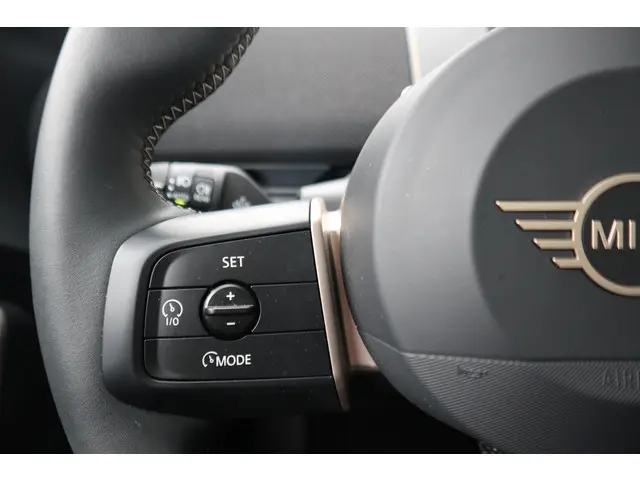 MINI Aceman SE 2024 Elektrisch 10