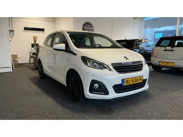 Peugeot 108 1.0 e-VTi Active, Airco, Carplay 2017 Benzine 3