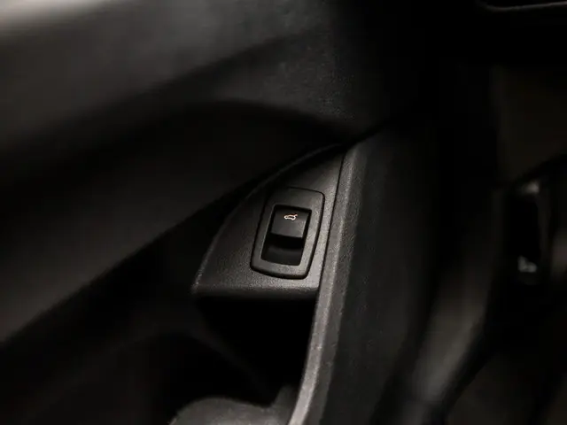 BMW X1 sDrive18i Sport 2017 Benzine 24