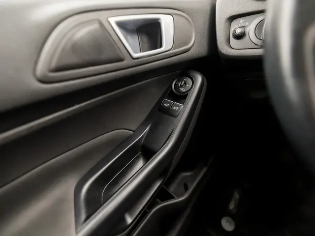 Ford Fiesta 1.0 Sport 2016 Benzine 21