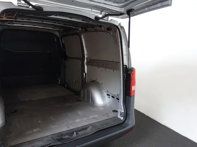 Mercedes-Benz Vito 114 CDI Lang Automaat 2020 Diesel 38