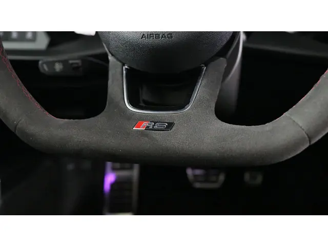 Audi RS3 Limousine 2.5 TFSI 400pk Quattro 2023 Benzine 55