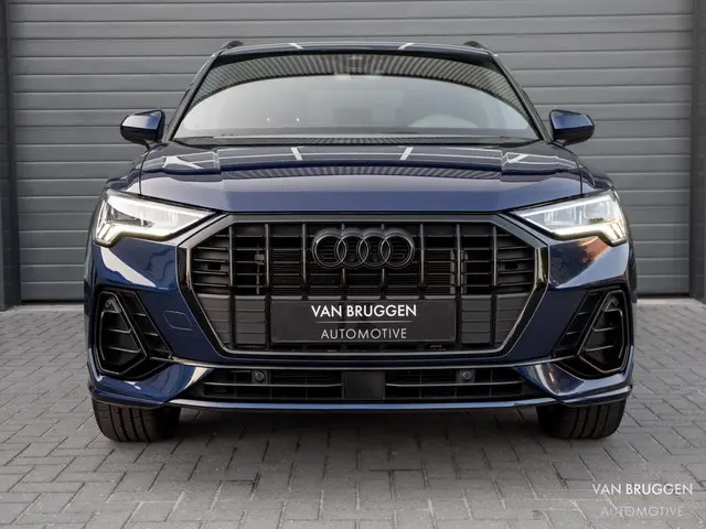 Audi Q3 45 TFSI e S-Line 2022 Hybride Benzine 6