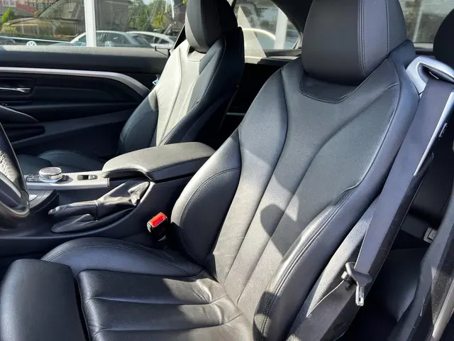 BMW 4 Serie Cabrio 420i Executive M Pakket 2019 Benzine 9