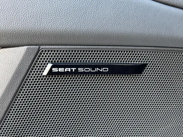 SEAT Leon 1.4 EcoTSI FR Business Intense 2017 Benzine 24