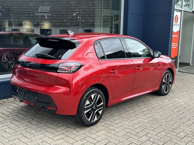 Peugeot 208 1.2 Turbo 100 PK Allure 2025 Benzine 4