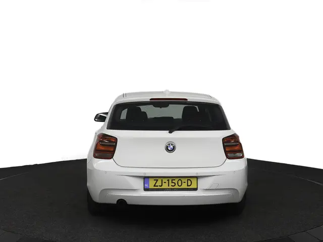 BMW 1 Serie 116i Business Limited Edition 2012 Benzine 6