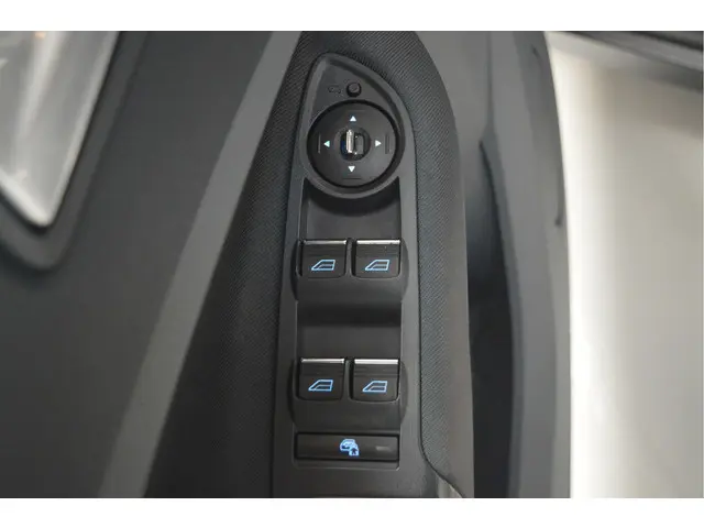 Ford Grand C-Max 1.0 Lease Trend 2013 Benzine 23