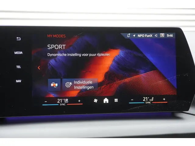 BMW 1 Serie 5-deurs 120 2025 Benzine 20