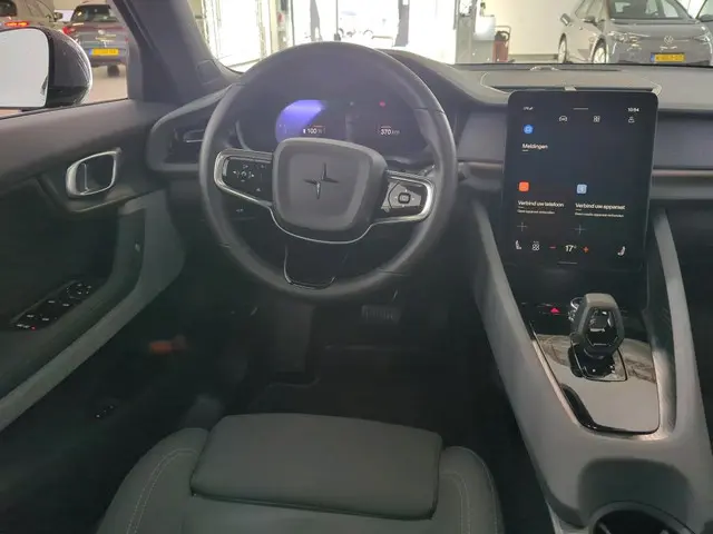 Polestar 2 3