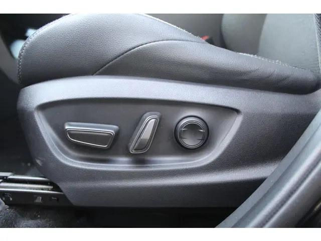 Toyota bZ4X Dynamic 71 kWh 2024 Elektrisch 4