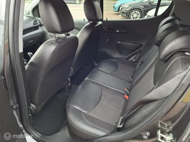 Opel KARL 1.0 ecoFLEX Innovation 2018 Benzine 10