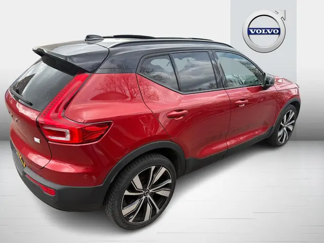 Volvo XC40 Recharge P8 AWD R-Design 2020 Elektrisch 3