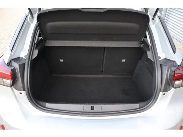 Opel Corsa 1.2 Edition 2022 Benzine 13