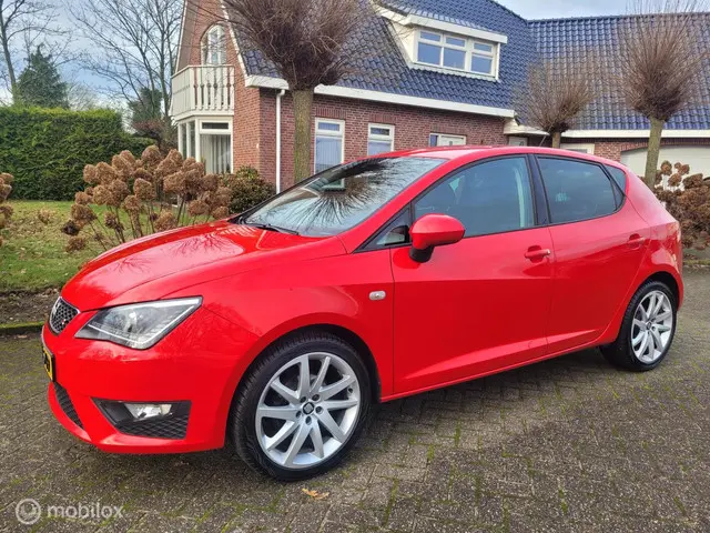 SEAT Ibiza 1.2 TSI FR,trekhaak, navigatie 2015 Benzine