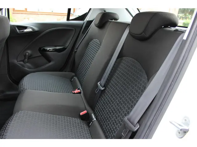 Opel Corsa 1.2 ecoflex 2017 Benzine 11