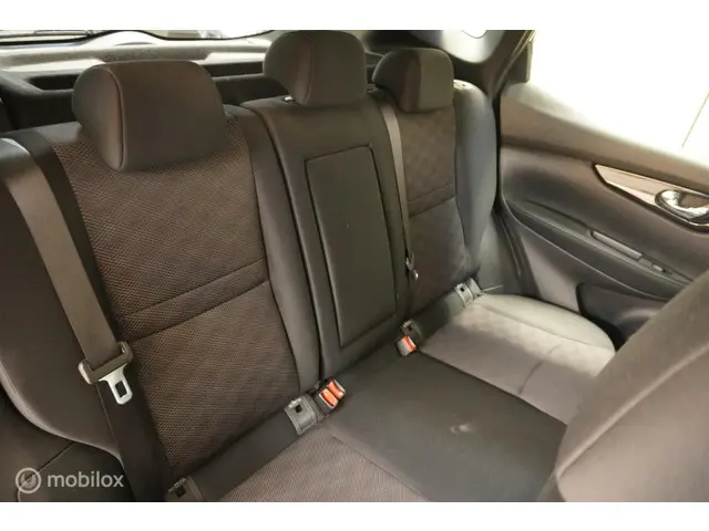Nissan QASHQAI 1.2 Connect Edition 2015 Benzine 19