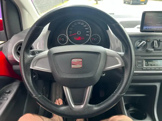 SEAT Mii 1.0 Style Sport airco navi 2012 Benzine 9