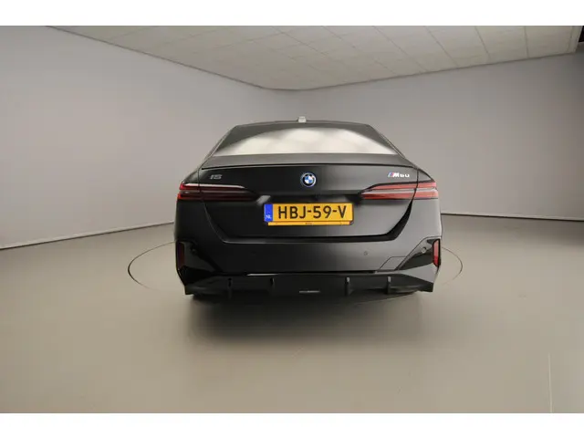BMW i5 Sedan M60 xDrive 84 kWh 2025 Elektrisch 3
