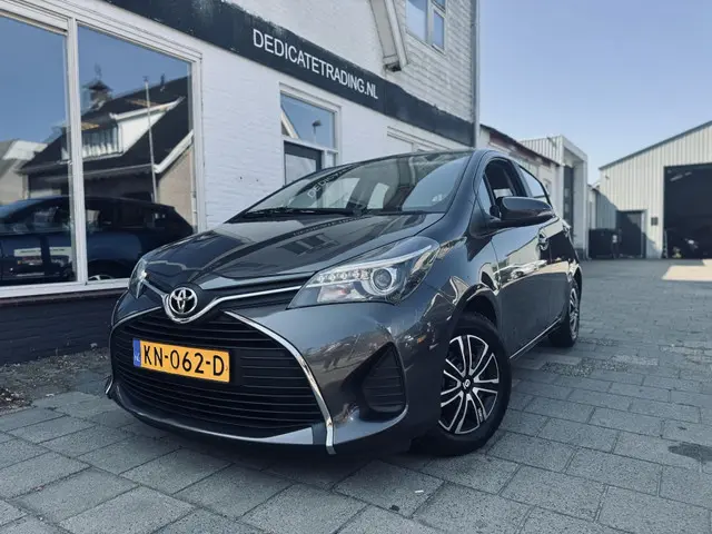Toyota Yaris 1.0 VVT-i Aspiration 2016 Benzine