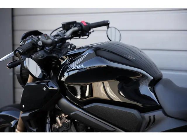 Honda CB 650 R Neo Sports Café 2020 Benzine 21