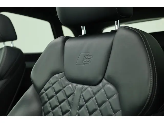 Audi Q5 55 TFSI e S Edition 2021 Hybride Benzine 5