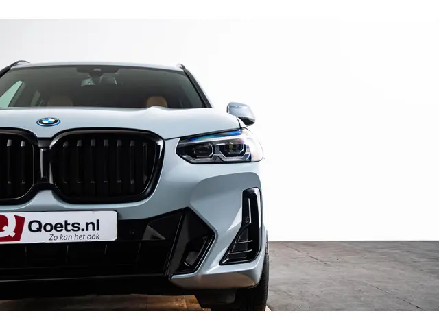 BMW X3 xDrive30e 2022 Hybride Benzine 30