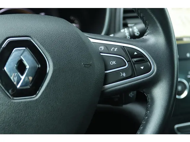 Renault Mégane Estate 1.3 TCE LIMITED 2019 Benzine 21