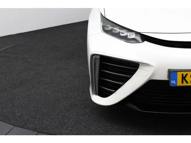 Toyota Mirai FCV Executive 2016 Waterstof 33