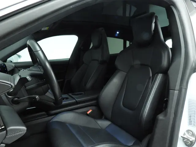 Porsche Taycan Cross Turismo 4S 93 kWh 2022 Elektrisch 7