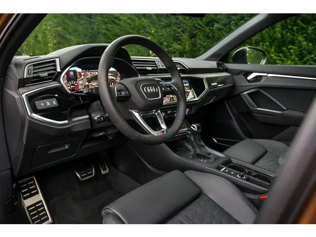 Audi RSQ3 Sportback TFSI 2021 Benzine 4