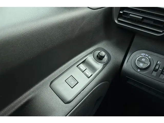 Opel Combo-e L1H1 Edition 50 kWh 2022 Elektrisch 15