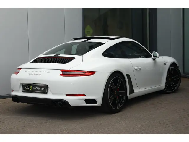 Porsche 911 3.0 Carrera 2016 Benzine 11