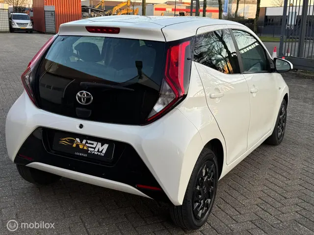 Toyota Aygo 1.0 VVT-i x-clusiv|NAP 2021 Benzine 5