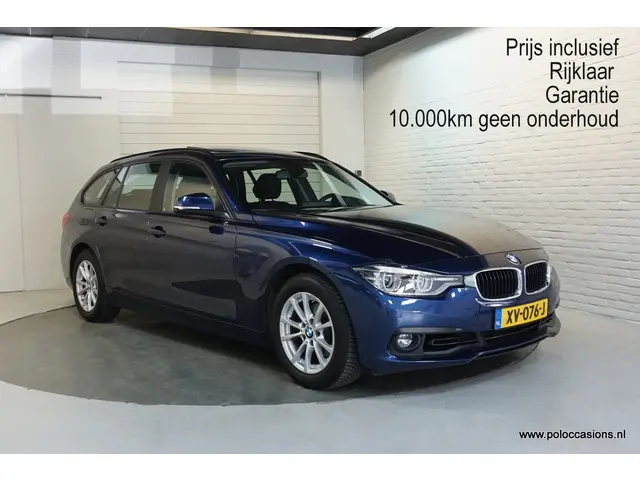 BMW 3 Serie Touring 318i 2019 Benzine