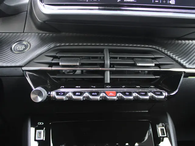 Peugeot e-2008 EV GT 50 kWh 2021 Elektrisch 17