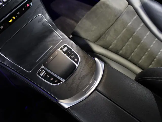 Mercedes-Benz 200-klasse GLC Premium 2019 Benzine 13