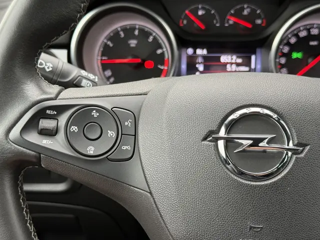 Opel Astra Sports Tourer 1.4 Innovation 2018 Benzine 18