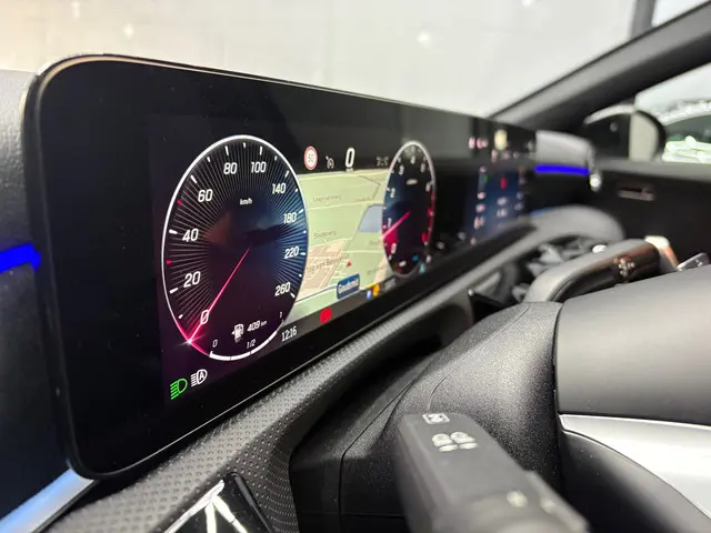 Mercedes-Benz A-Klasse 200 AMG PANO 2024 2024 Benzine 14