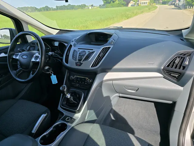 Ford C-MAX 1.6 TDCi Trend 2013 Diesel 12