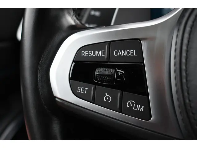 BMW 3 Serie Touring 330e M-Sport 2020 Hybride Benzine 30