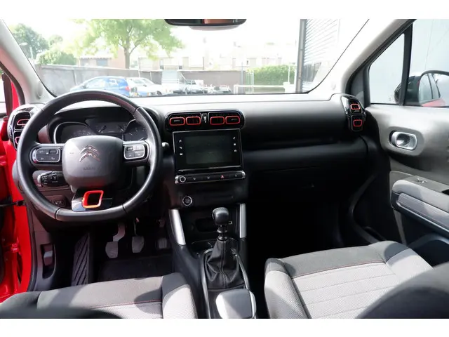 Citroën C3 Aircross 1.2 PureTech S&S Shine 2019 Benzine 11